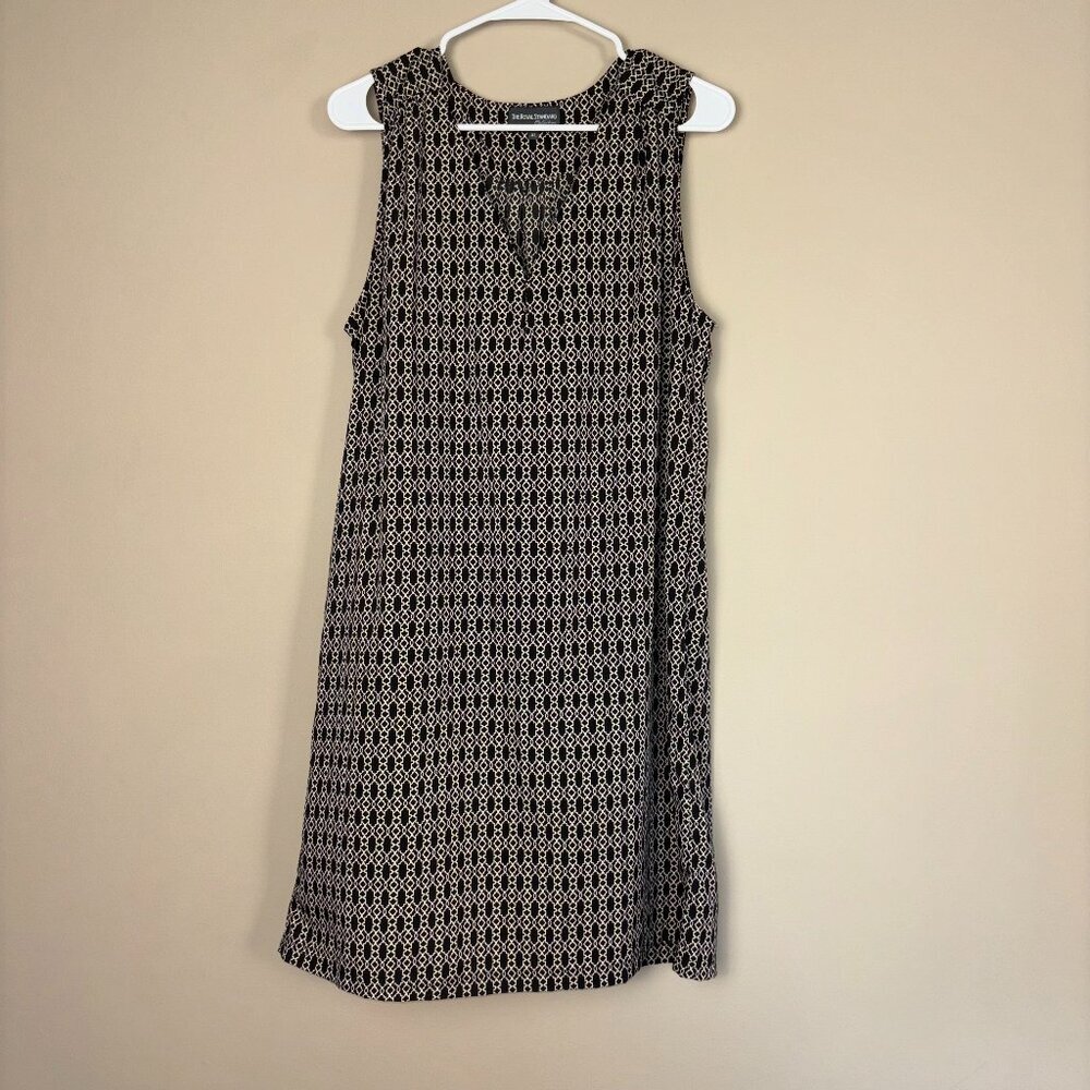 Black and White Geometric Print Dress